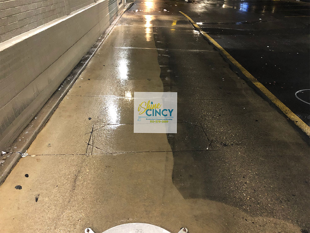 Commercial Concrete Cleaning in Cincinnati Ohio by iShine Cincy