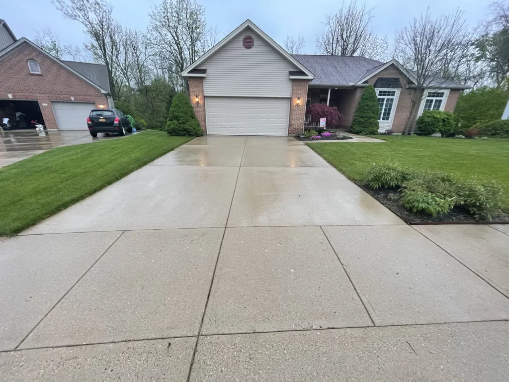 Residential driveway cleaning after in Cincinnati, Ohio